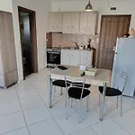 Niko's 2 شقة إيلافونيسوس
