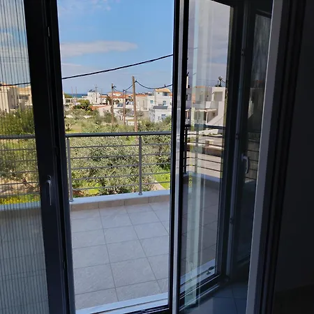 Niko's 2 Apartment *